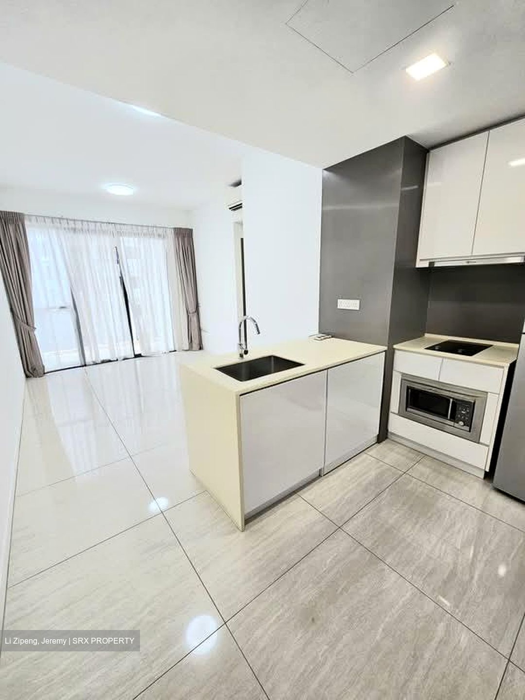 Sky Vue (D20), Condominium #583837841